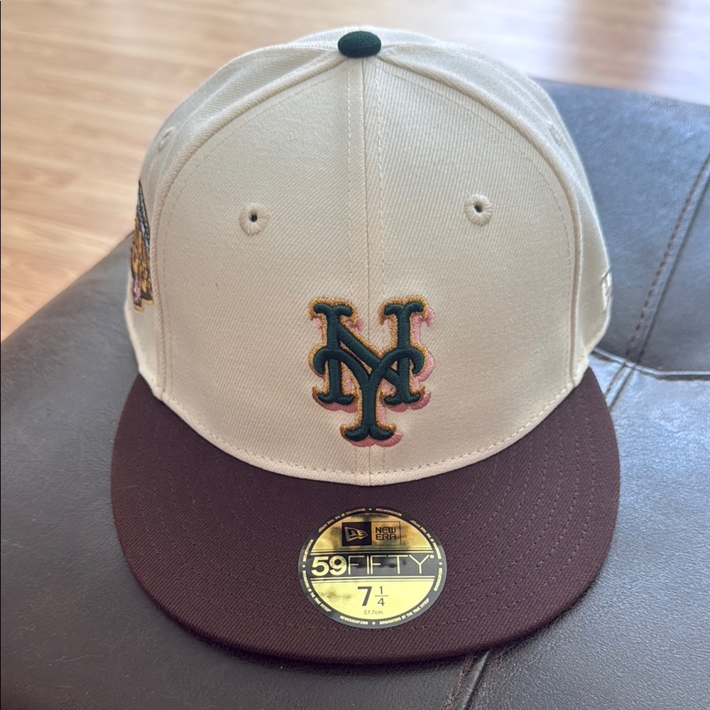 Limited Edition Hatclub NewEra NY Mets Cream & Brown fitted with pink under brim - Picture 3 of 7